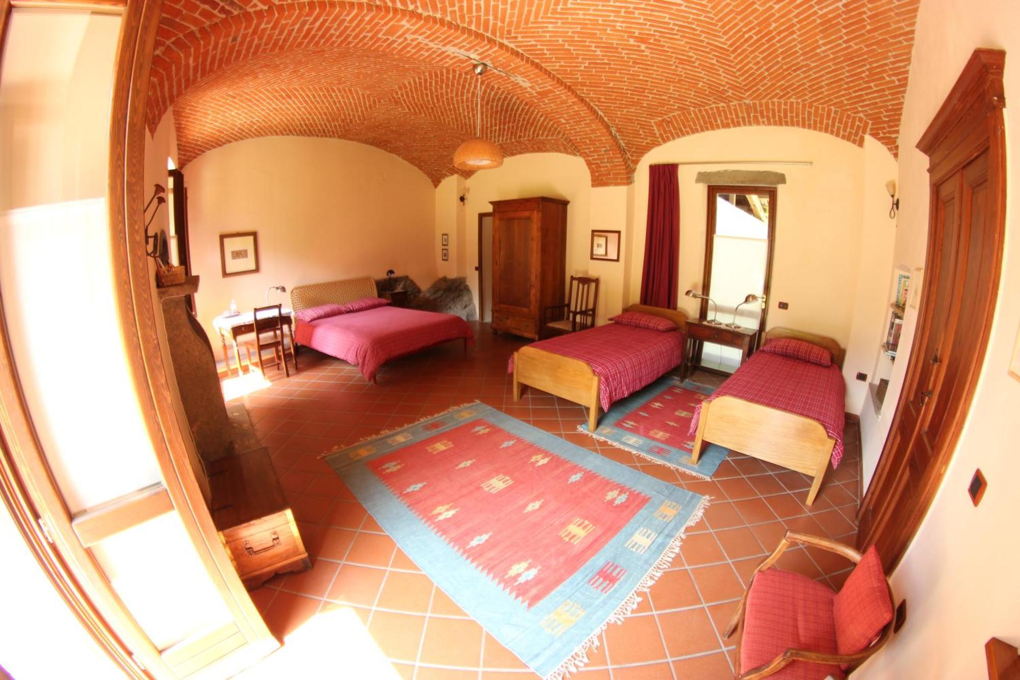 B&B Cascina Moncrava Ivrea Habitación foto